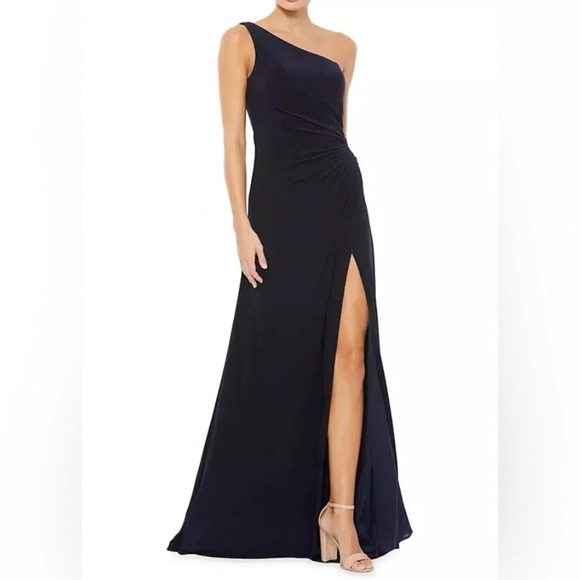 Mac Duggal One Shoulder Ruched Jersey Evening Gown Navy Size 6 NWOT - Picture 1 of 3